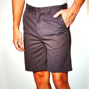 NWT CHARCOAL MENS CLASSIC FIT 9" SHORT SIZE 40